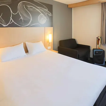Ibis Est Mediterranee A9/a75 (adults Only)