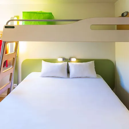 Hotel Ibis Est Mediterranee A9/a75 (adults Only)