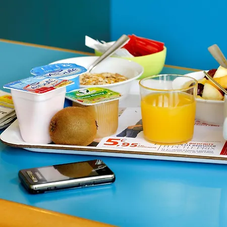 Hotel Ibis Est Mediterranee A9/a75 (adults Only)