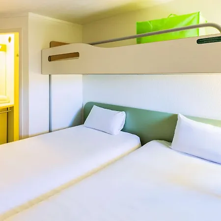 Hotel Ibis Est Mediterranee A9/a75 (adults Only)
