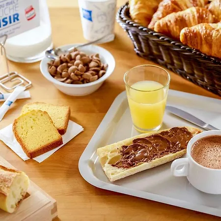 Ibis Est Mediterranee A9/a75 (adults Only) Hotel