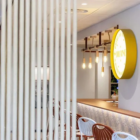 Hotel Ibis Est Mediterranee A9/a75 (adults Only) 3*