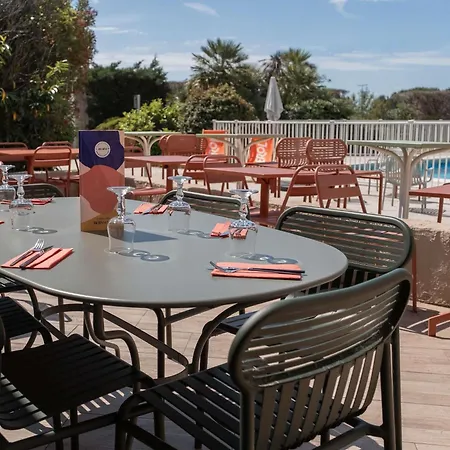 Ibis Est Mediterranee A9/a75 (adults Only) Szálloda Béziers