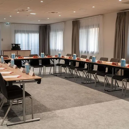 Ξενοδοχείο Ibis Est Mediterranee A9/a75 (adults Only)