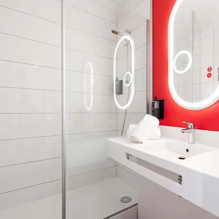 Szálloda Ibis Est Mediterranee A9/a75 (adults Only) 3*