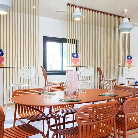 Hotel Ibis Est Mediterranee A9/a75 (adults Only) Béziers